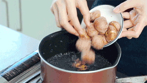 香菇板栗扇骨汤——清淡地滋补一下吧的做法 步骤2