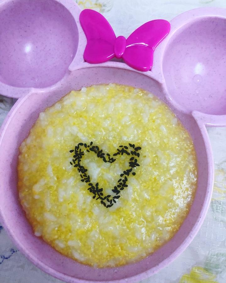 蒹葭微微飞做的哄宝宝吃的爱心玉米粥