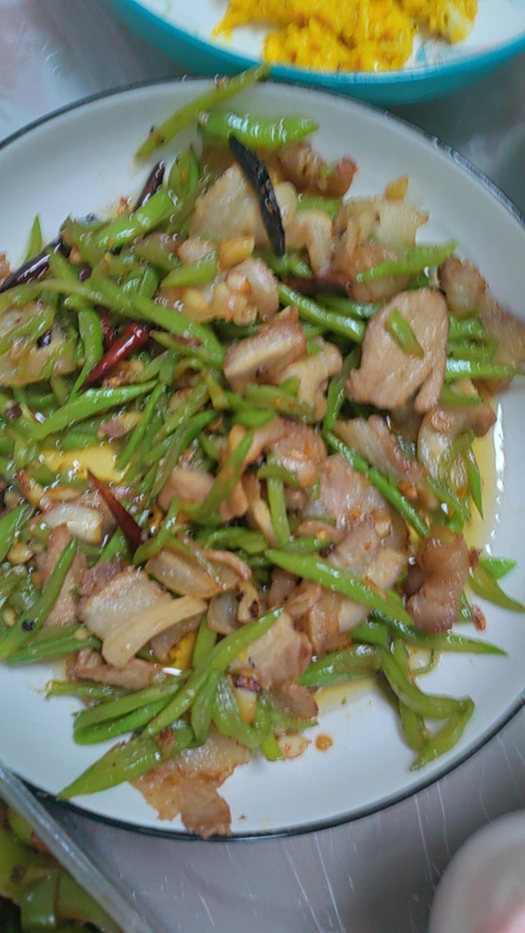 豆角炒肉丝