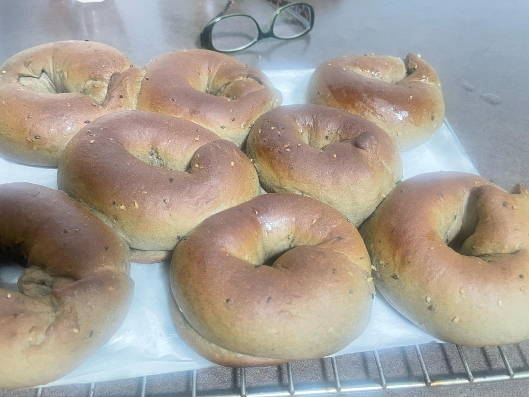 🥯黑芝麻奶酥贝果｜双重黑芝麻！配方和教程！