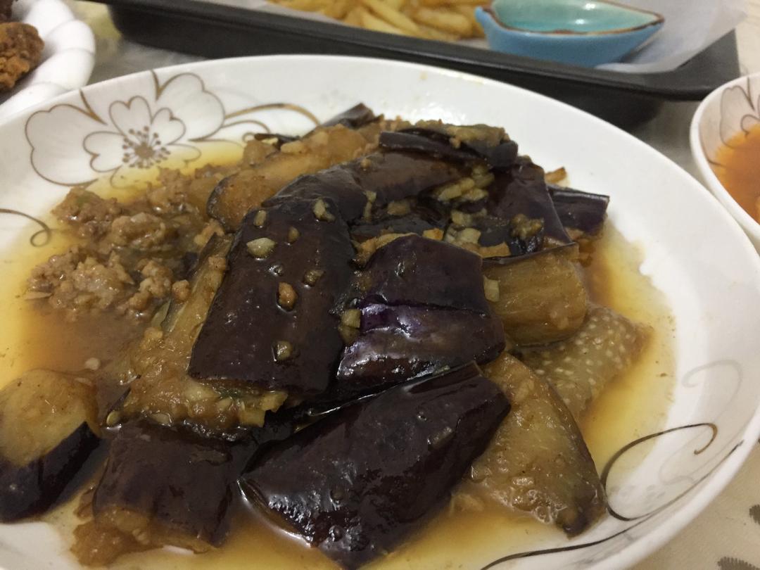 红烧茄子，好吃到舔盘子