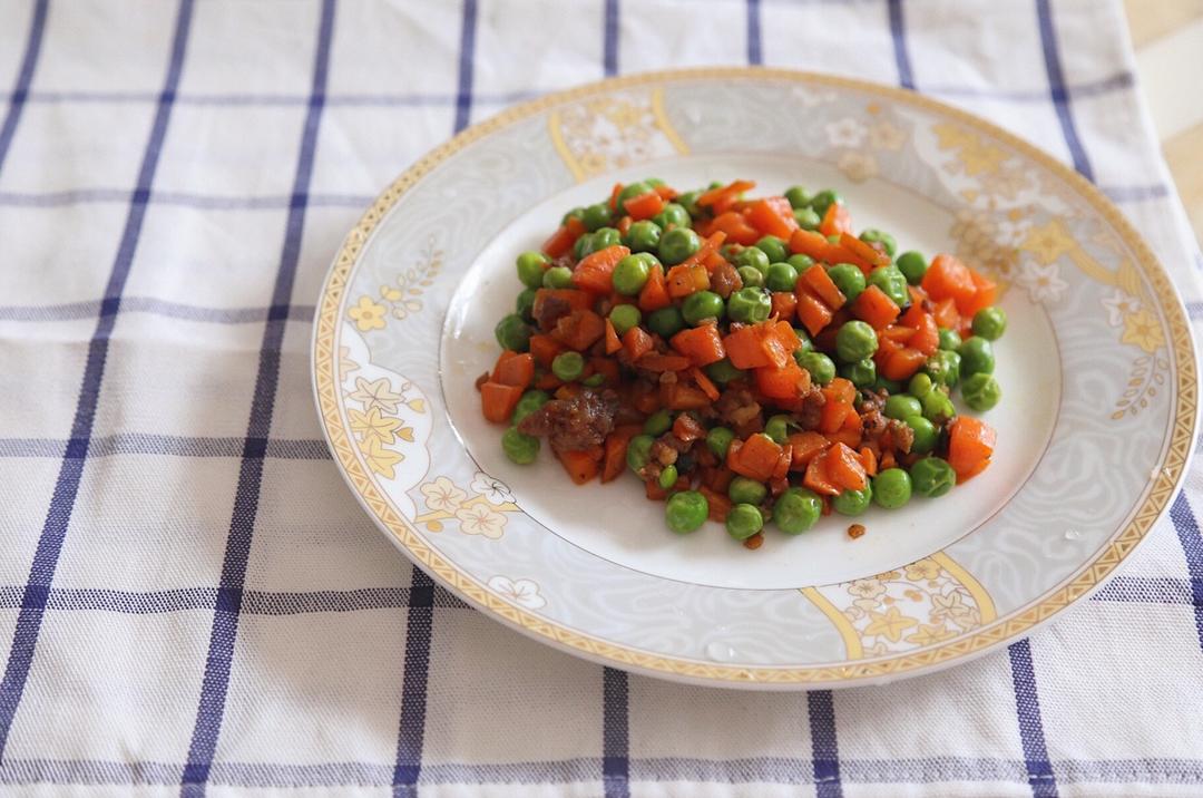 豌豆炒肉末