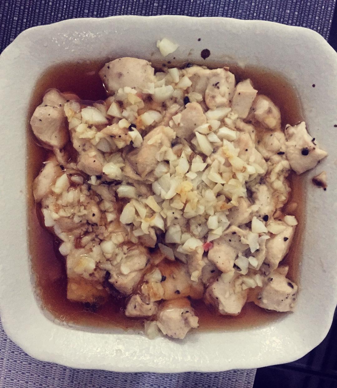 蒜蓉蒸鸡胸（鸡腿）