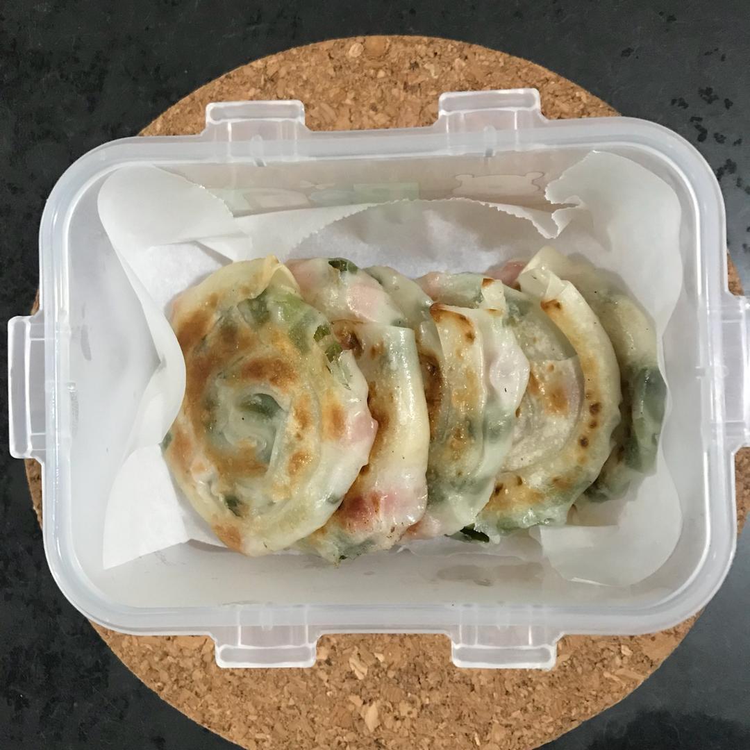 小馄饨皮葱油饼