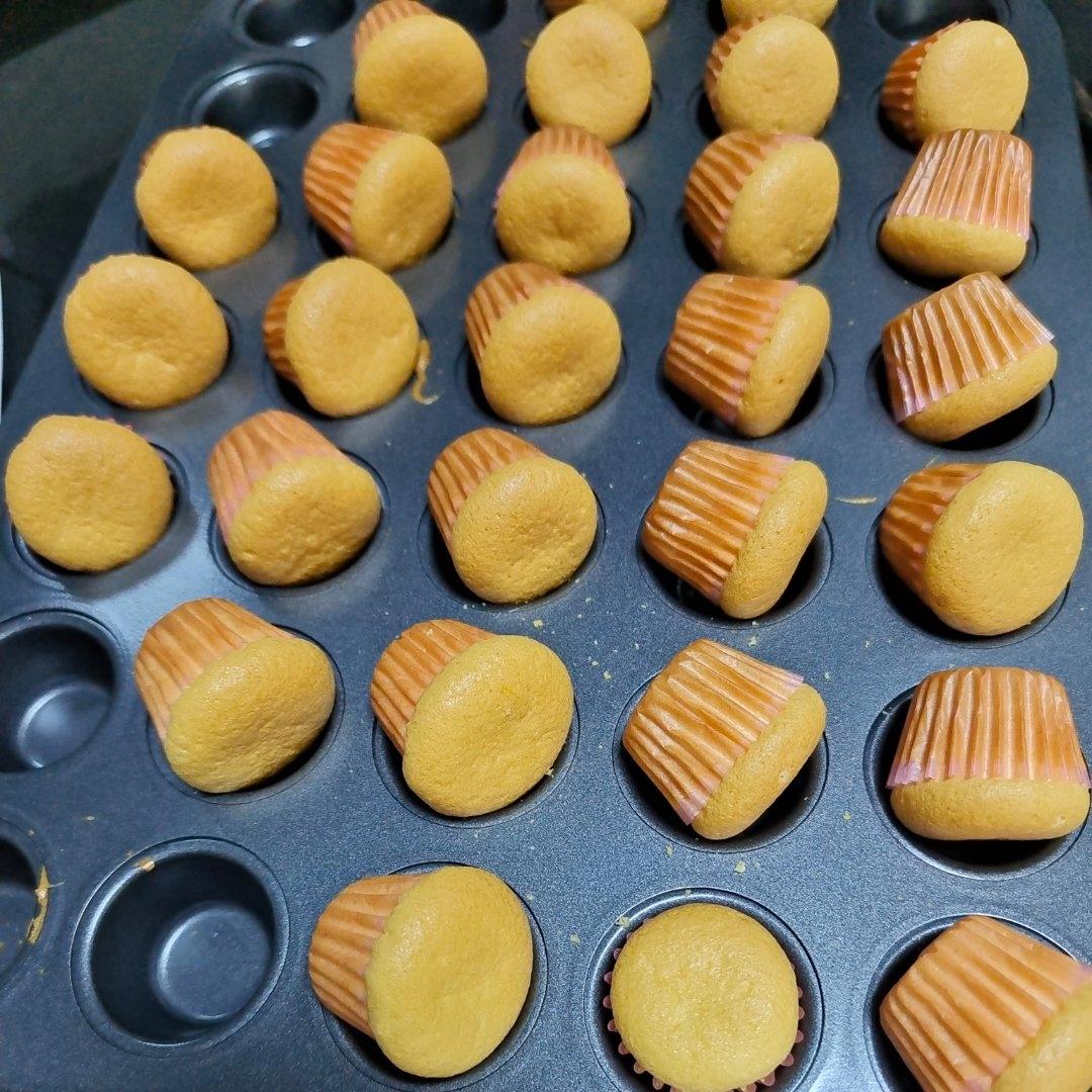 不开裂的35连模小蛋糕