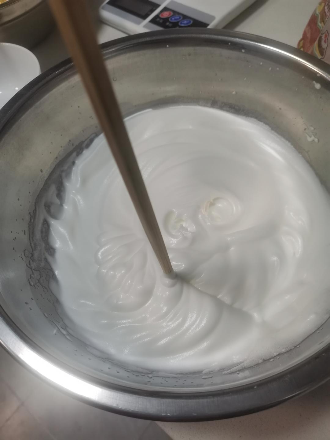 不凹底不塌陷的完美戚风蛋糕