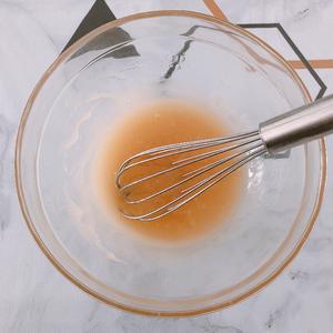 广式豆沙蛋黄月饼（步骤超详细，新手适用）的做法 步骤1