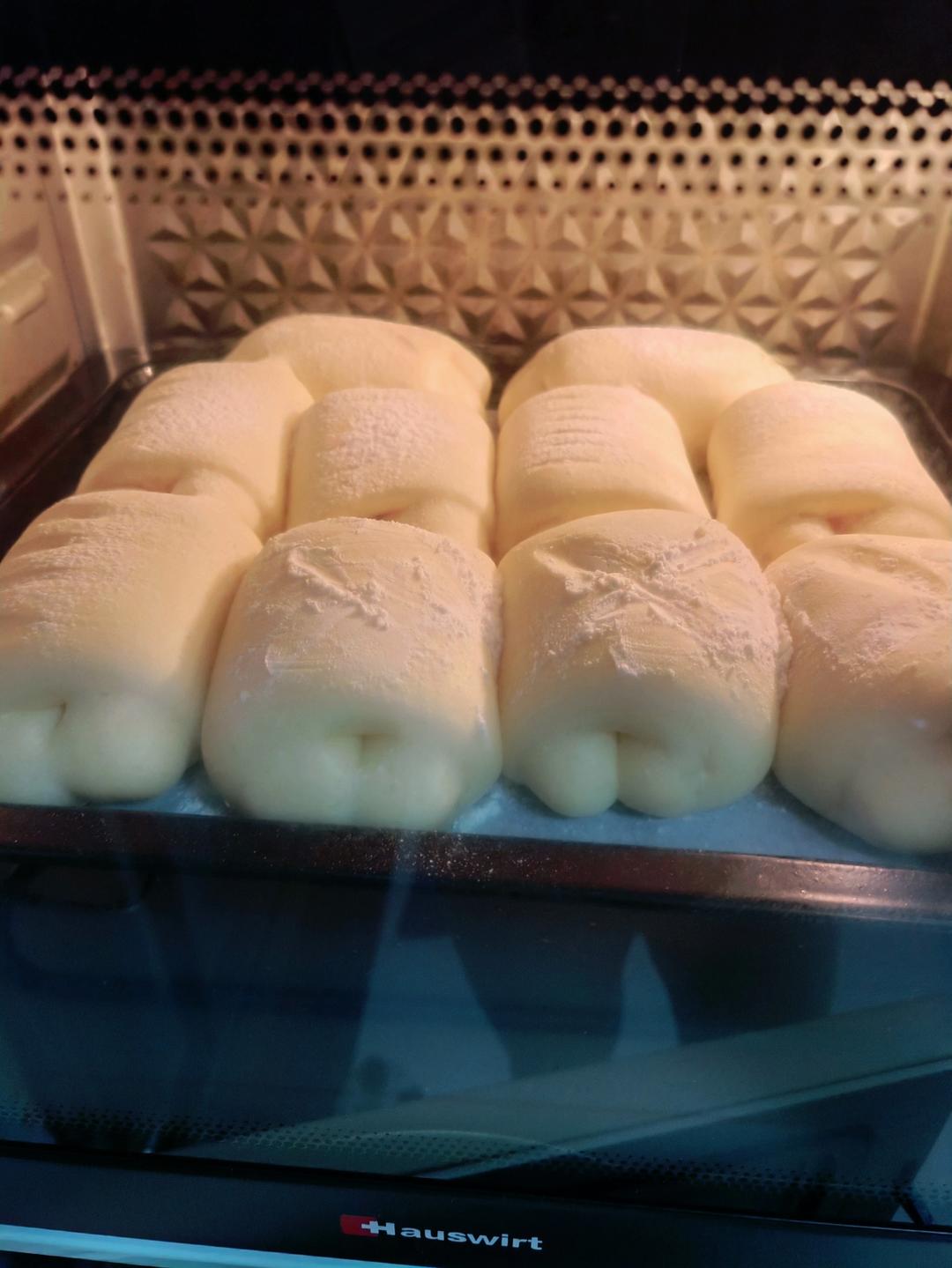 软到不知所措的牛奶卷