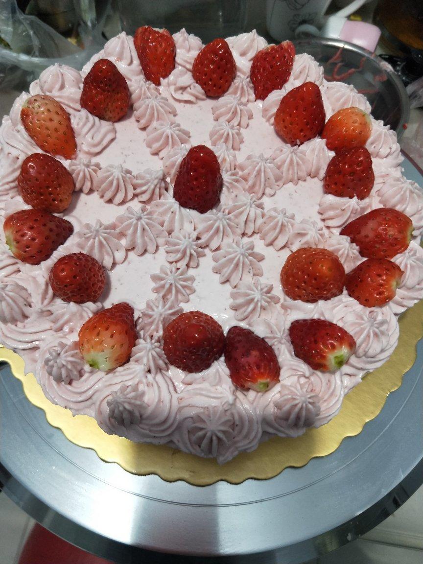 【视频】草莓奶油蛋糕～新手福音 戚风也可以不用分蛋啦