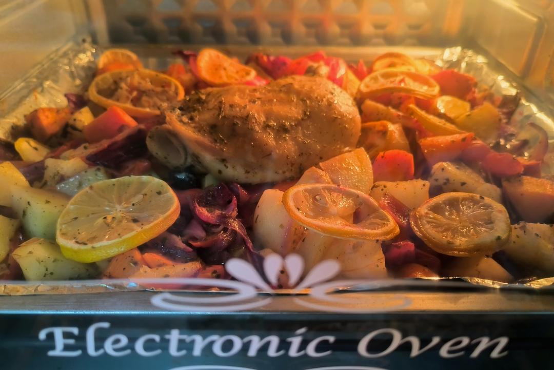 脆皮罗勒烤鸡腿