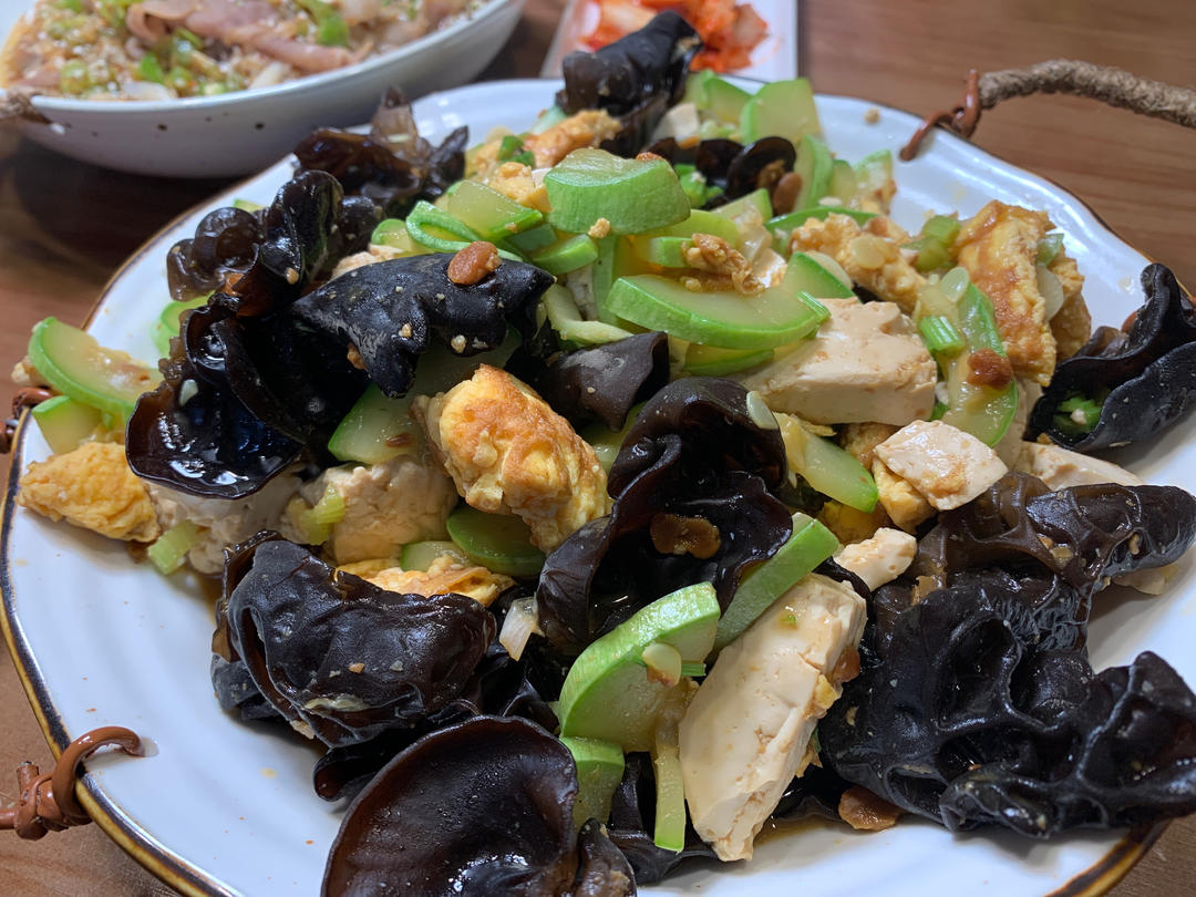 家常菜：小炒西葫芦