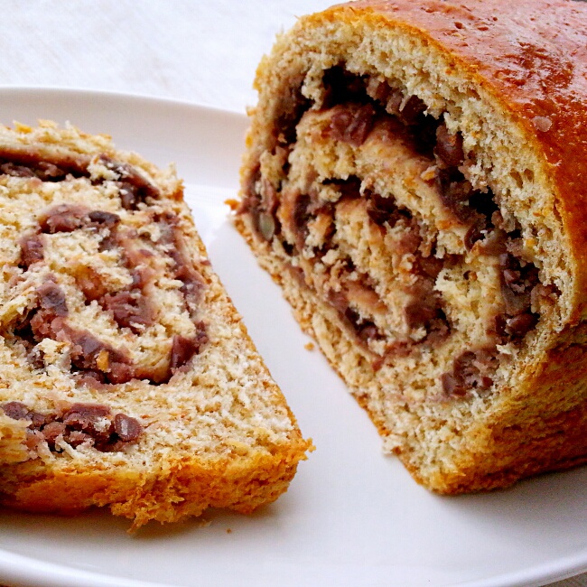 小贤厨房做的全麦红豆面包