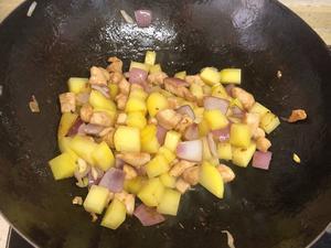 咖喱土豆鸡块盖浇饭的做法 步骤6