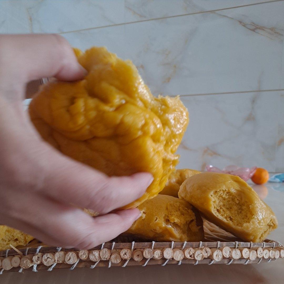 不加一滴水，松软香甜的南瓜馒头