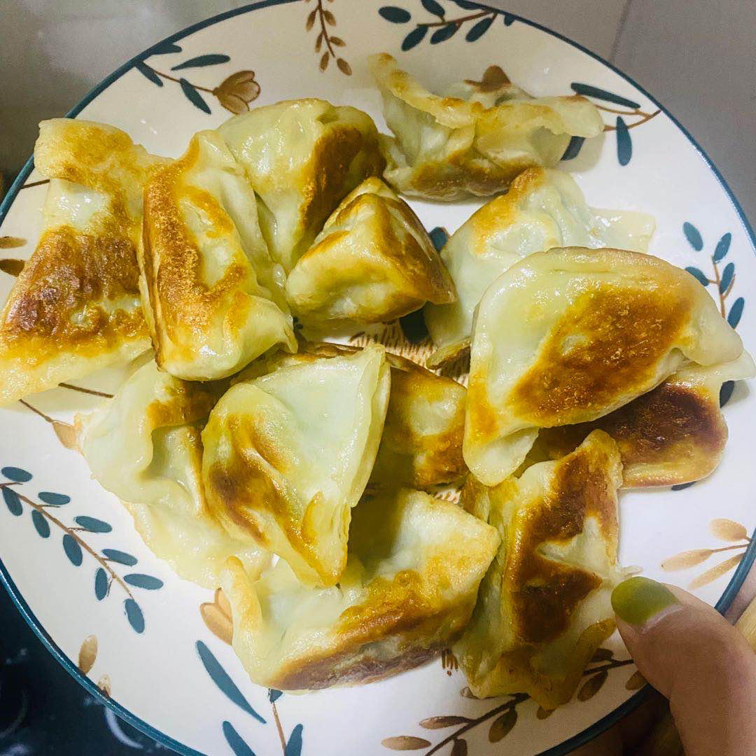 懒人生煎饺子