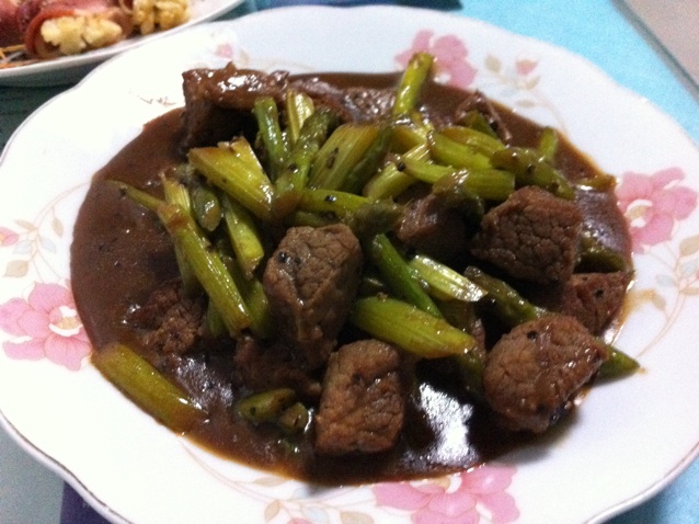 【曼食慢语】蚝油芦笋牛肉粒