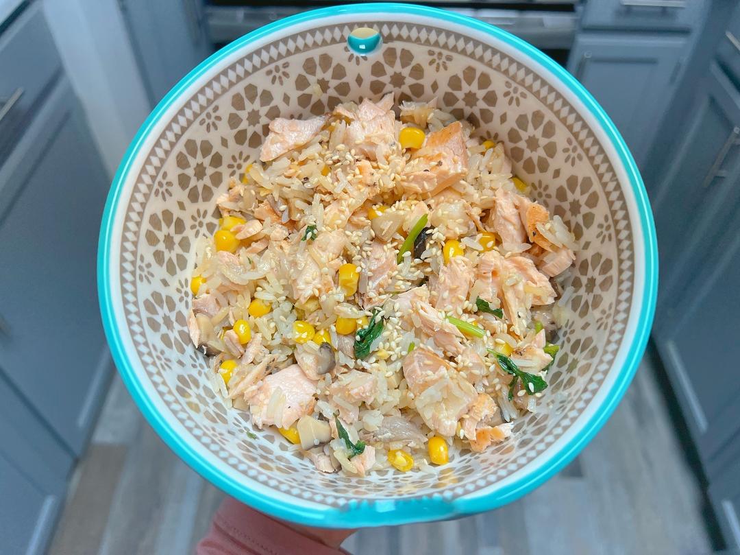 🍣简单营养三文鱼焖饭🍚