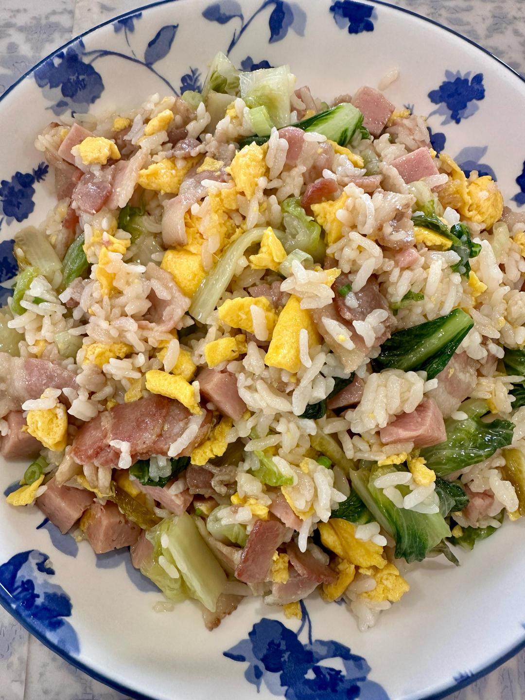 时蔬午餐肉蛋炒饭