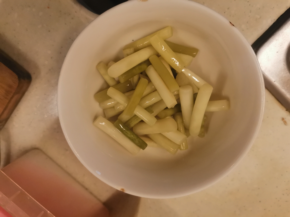 零基础特别好吃的盐腌蒜苔（蒜苔两吃）的做法 步骤8