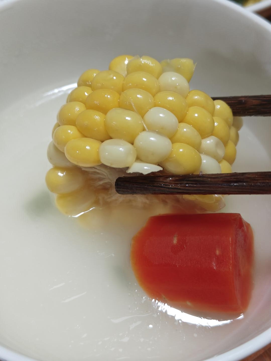 秋季必喝！好喝不胖～玉米胡萝卜汤