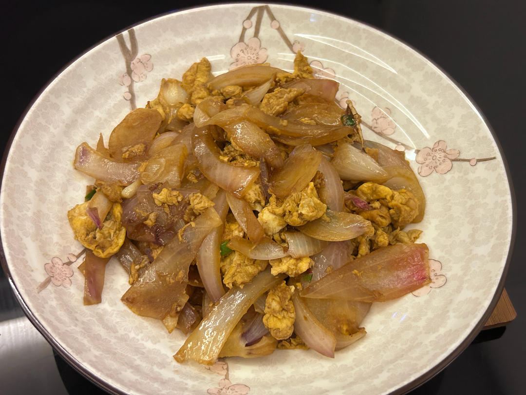 降压防癌的好食材  洋葱炒鸡蛋