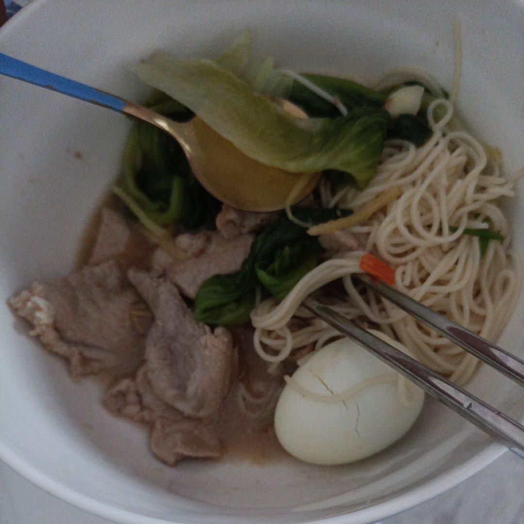 瘦肉面