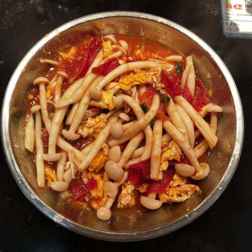 西红柿炒海鲜菇