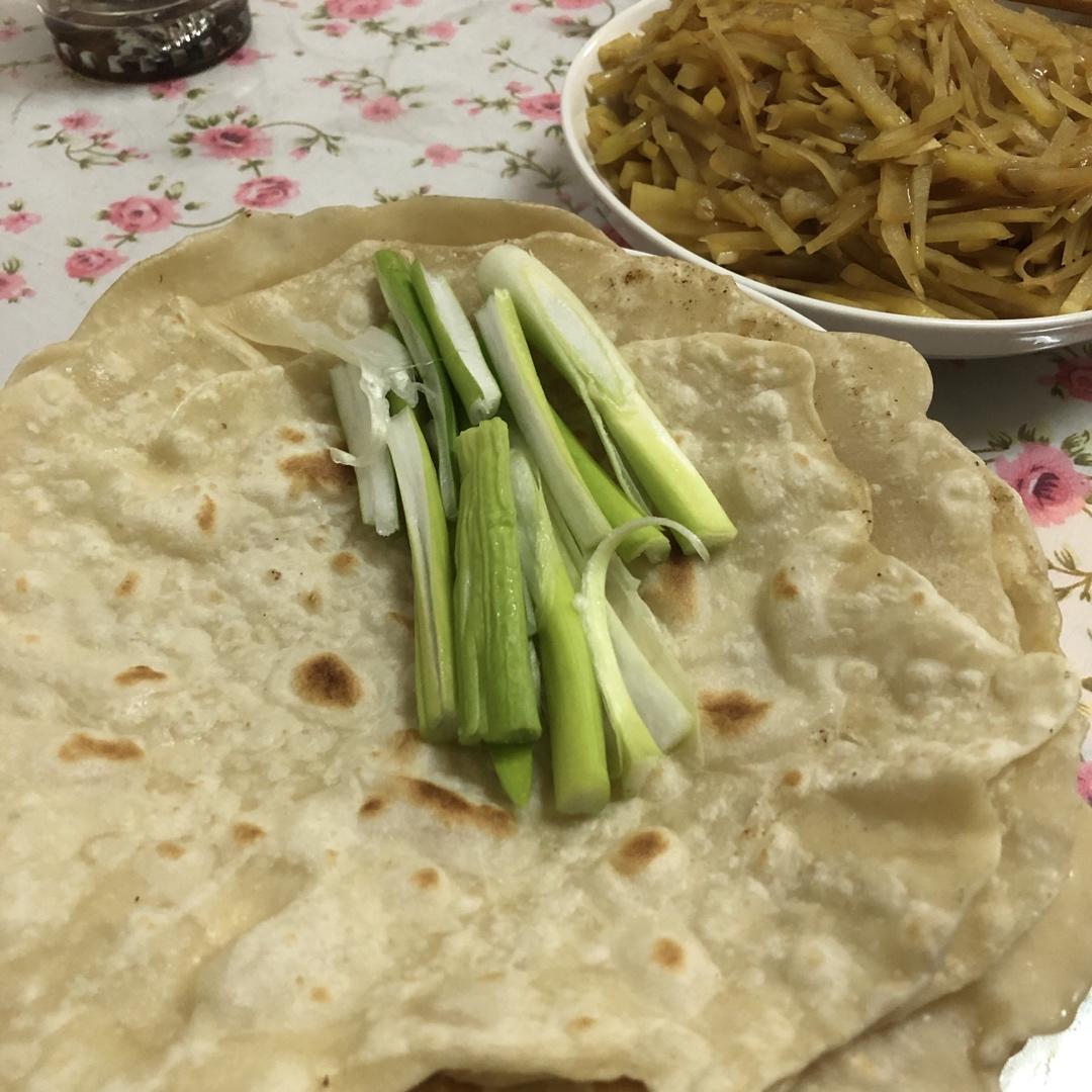 卷饼、春饼皮又薄又软还有韧劲的秘方