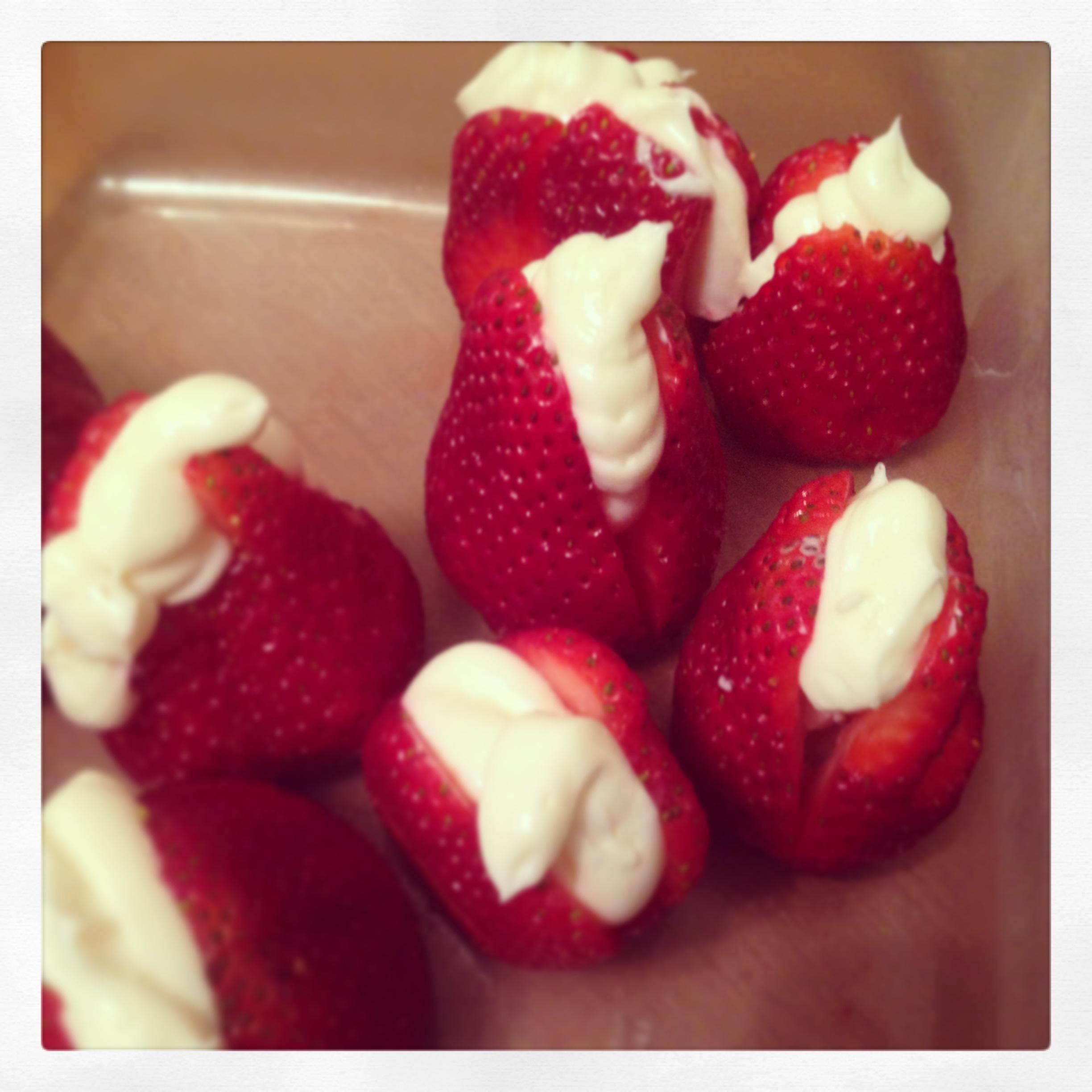 草莓甜品的做法
