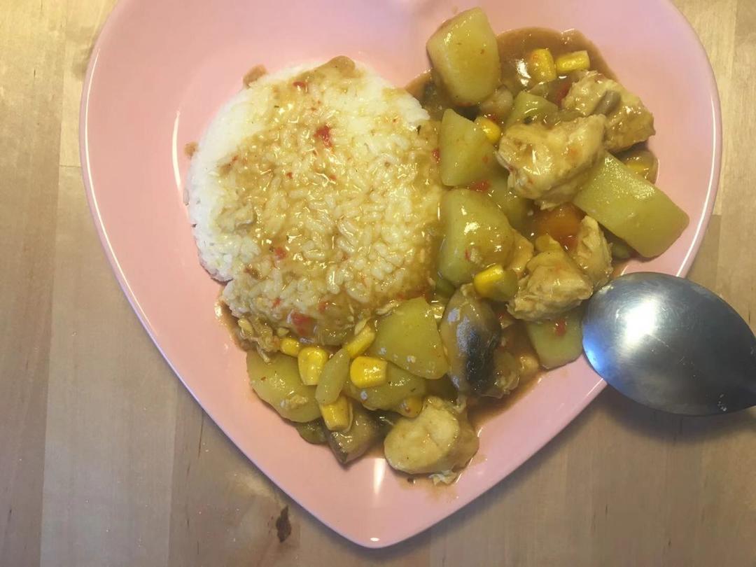 咖喱鸡肉饭