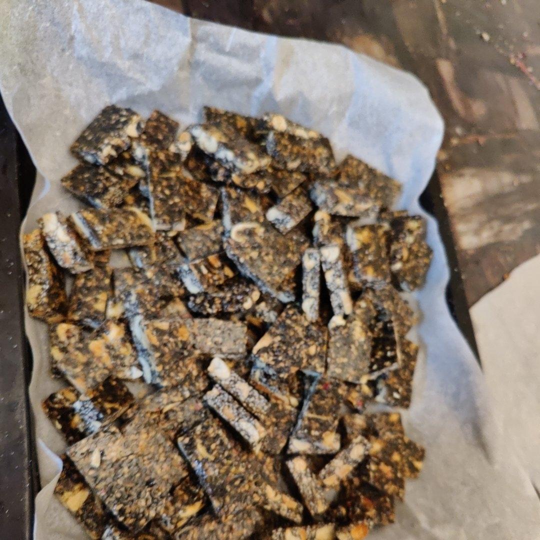 黑芝麻花生糖