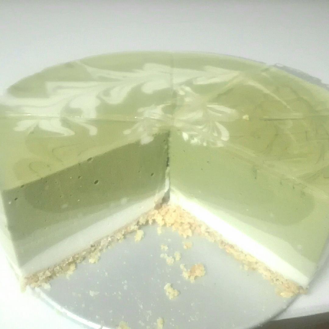 渐变抹茶慕斯蛋糕：我Amanda带着既美又作的抹茶甜点又来了！【曼食慢语】