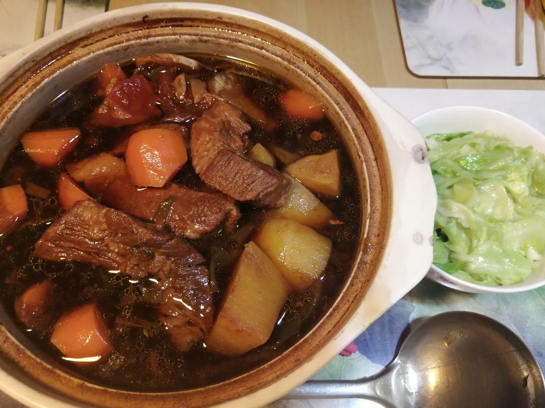 番茄土豆炖牛腩