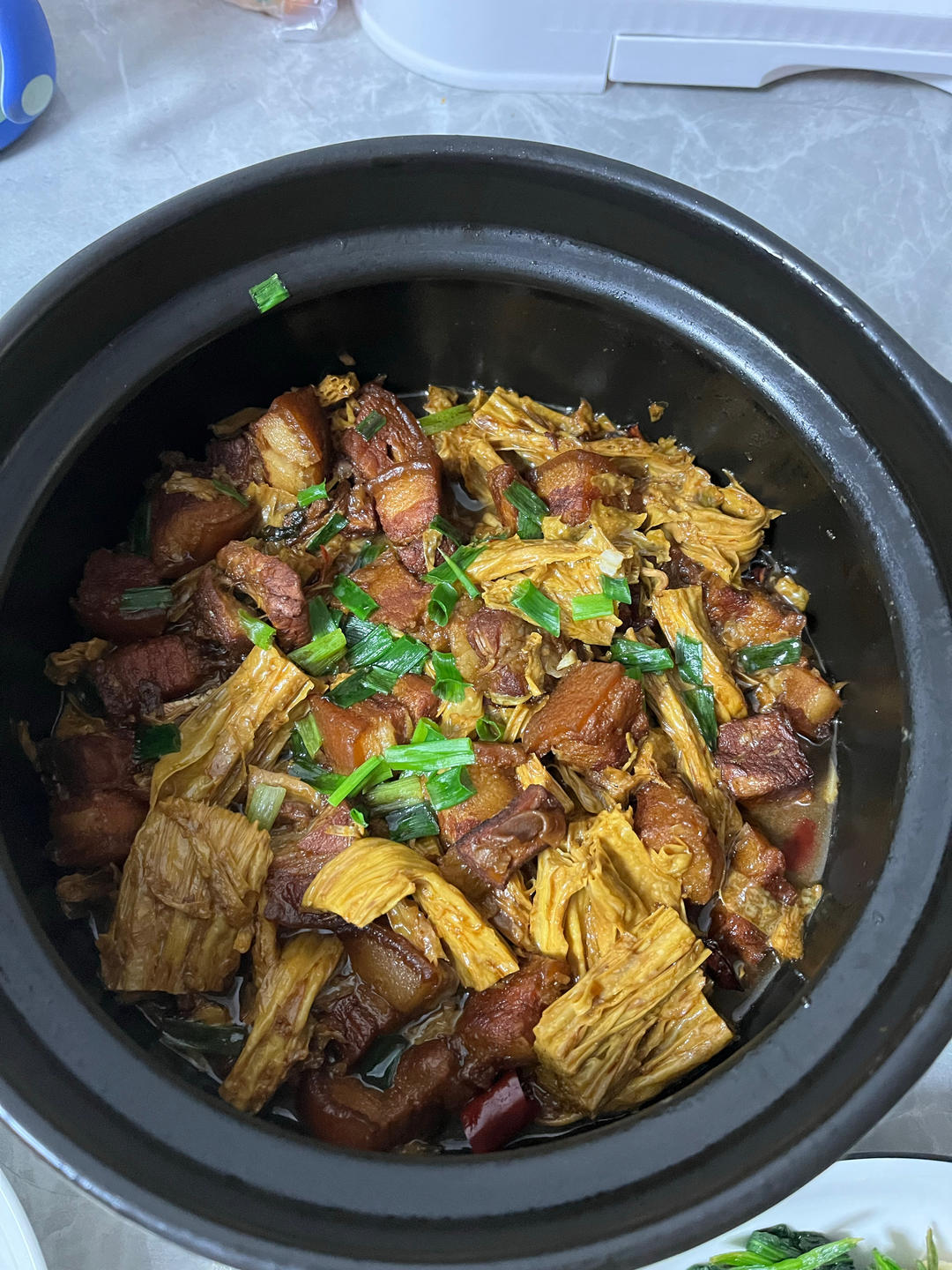 不焯水不放油的家常红烧肉