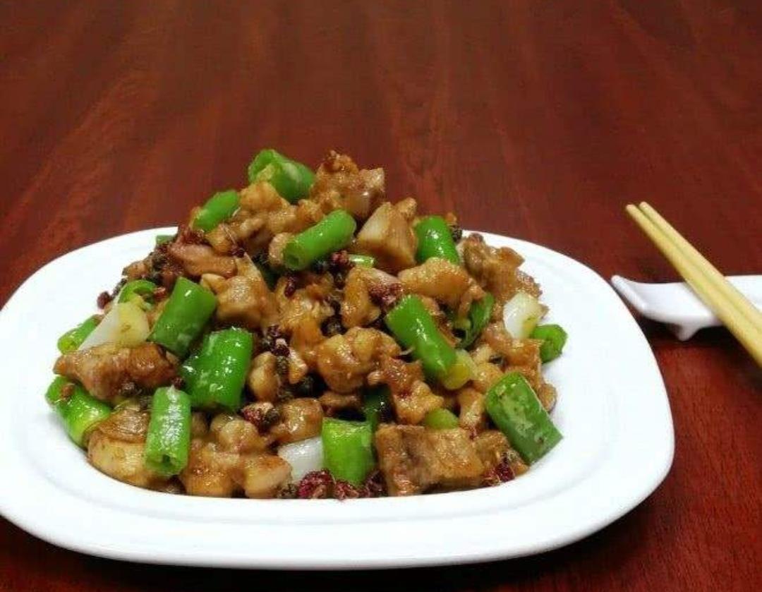 尖椒兔丁的做法