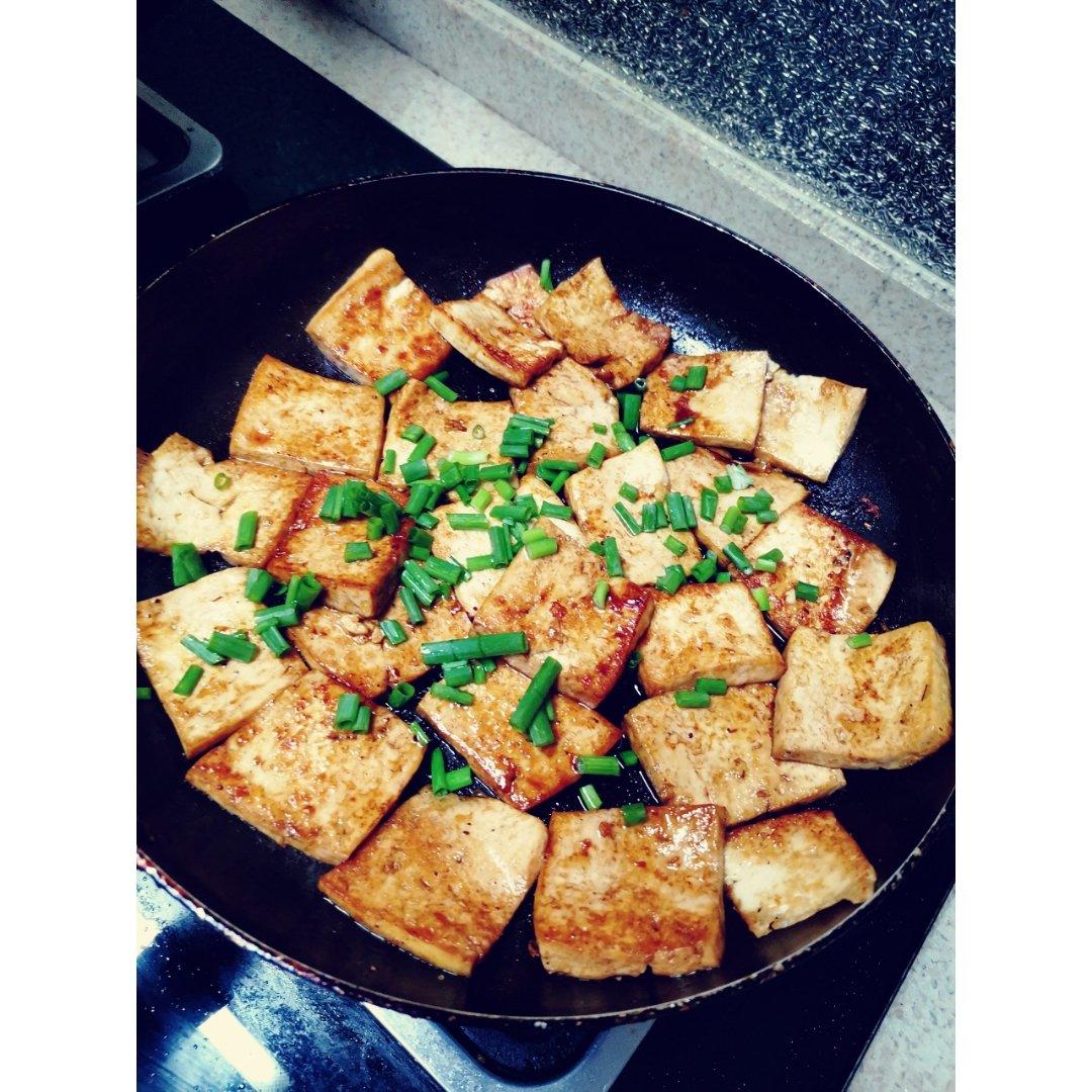 无敌美味的香煎豆腐