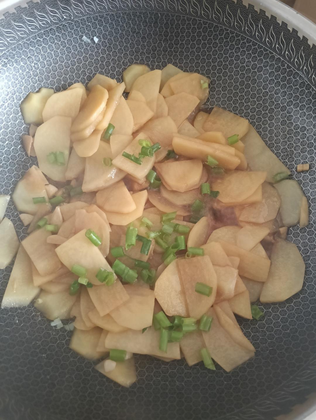 素炒土豆片（简单美味）