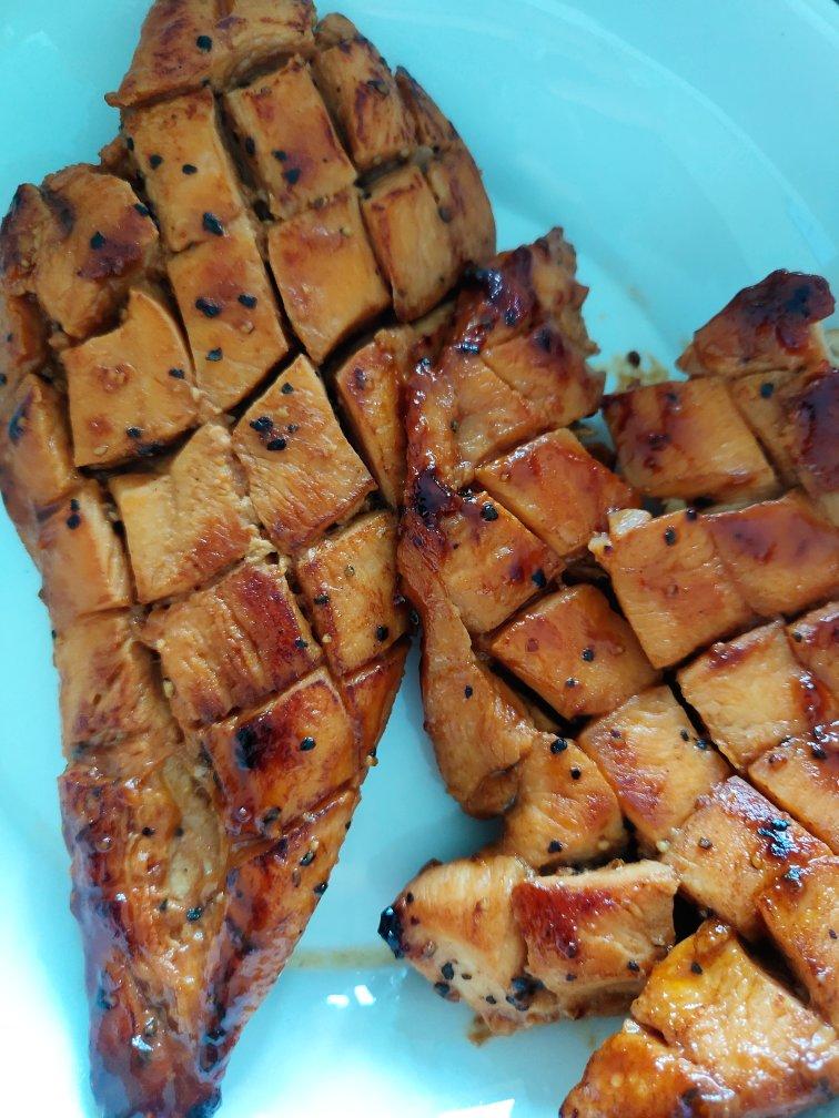 减肥食谱：我的独家鸡胸肉腌制方法