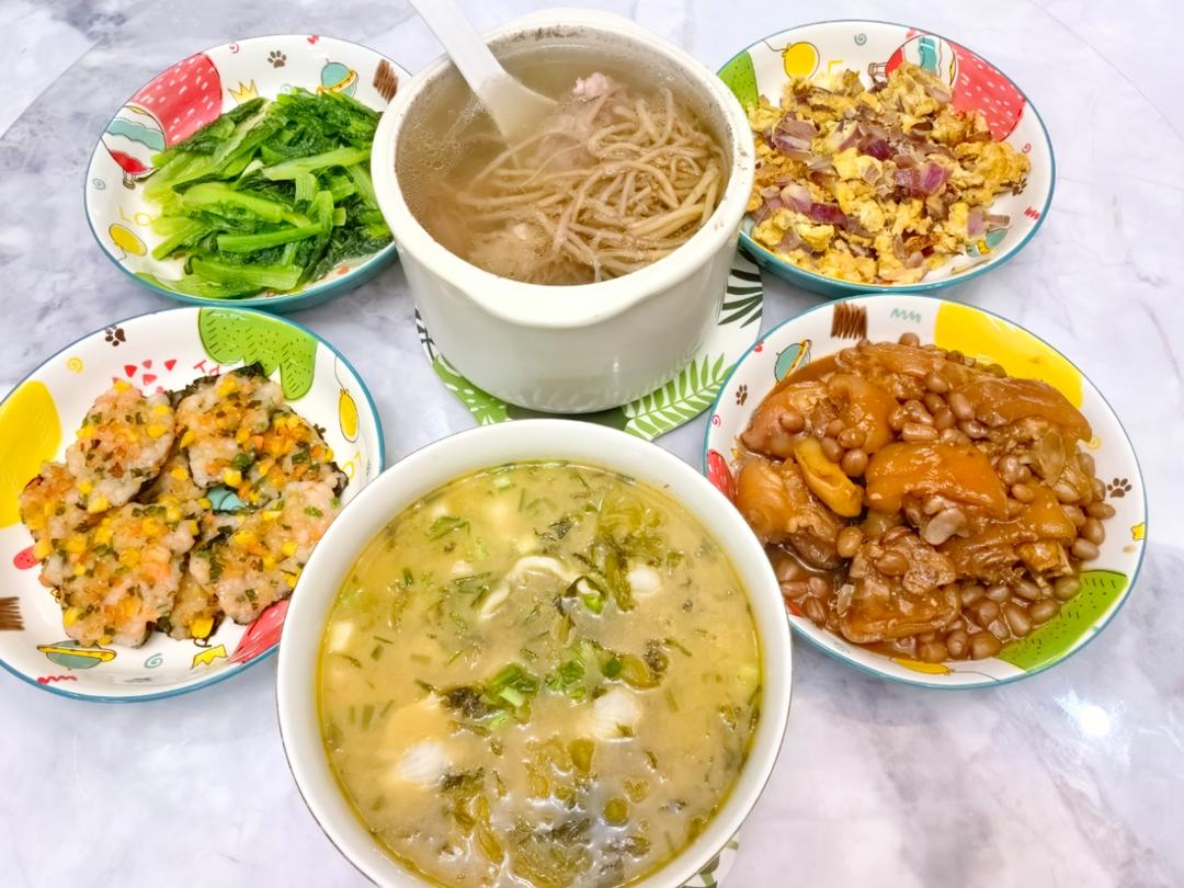 广式南乳花生猪脚