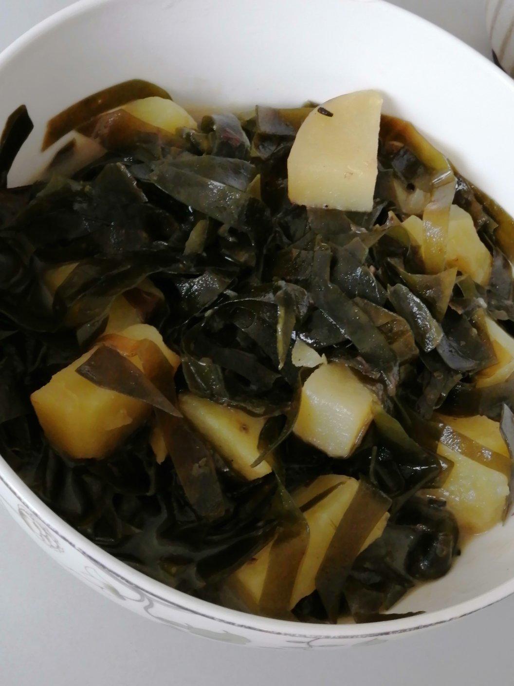 下厨房用户phaz做的海带炖土豆