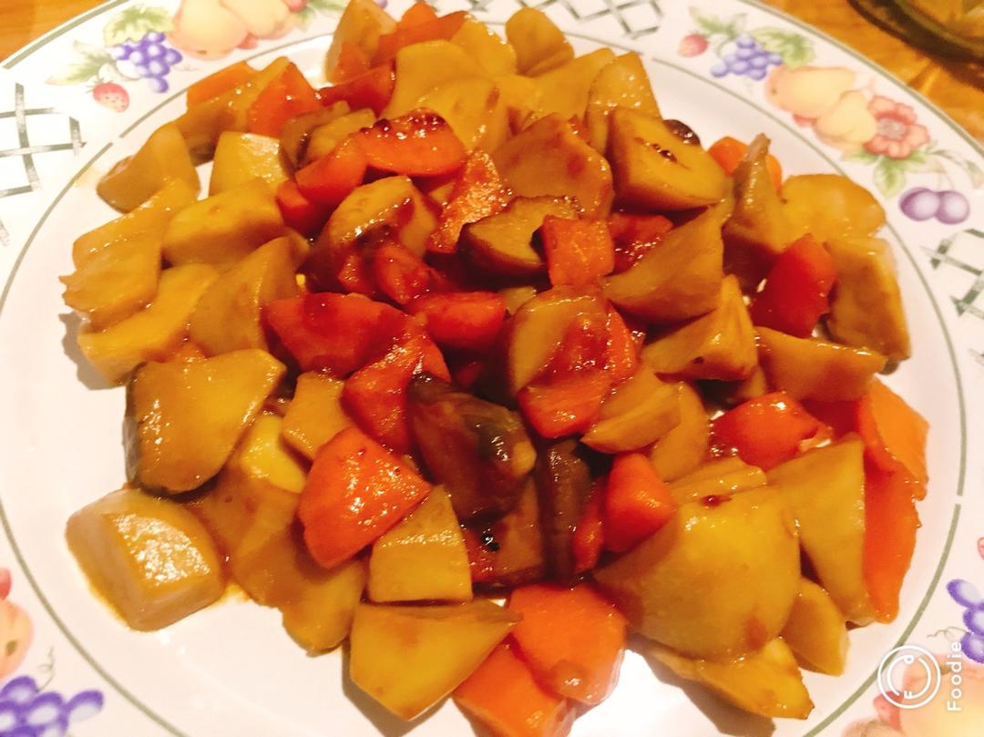 胡萝卜炒杏鲍菇