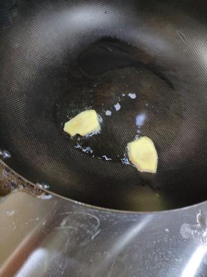 咖喱土豆牛腩煲的做法 步骤2