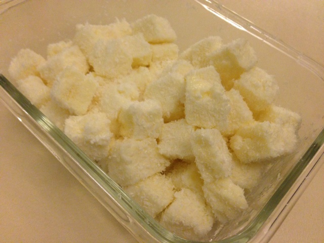 完胜85度C牛奶椰丝小方