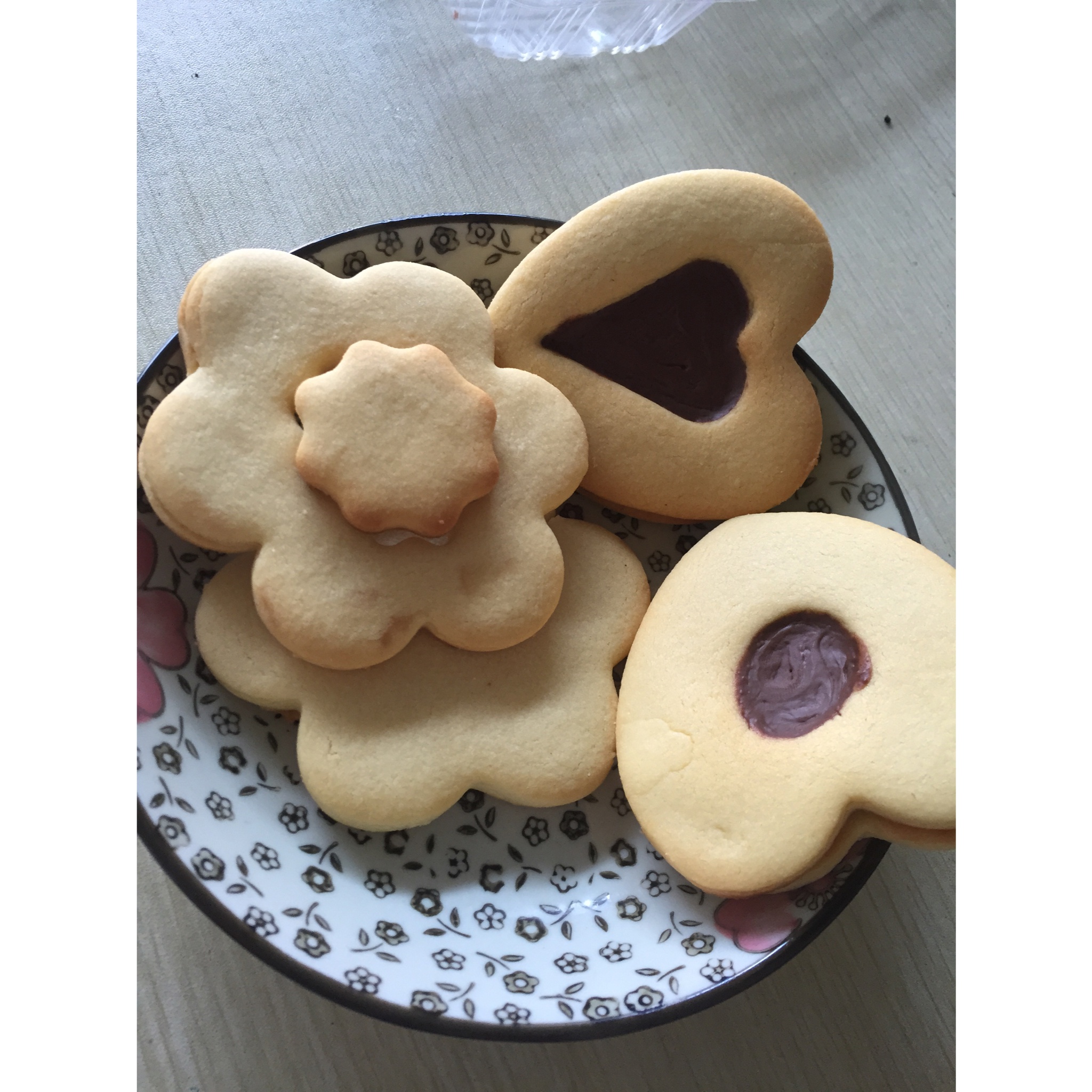 双色花朵饼干