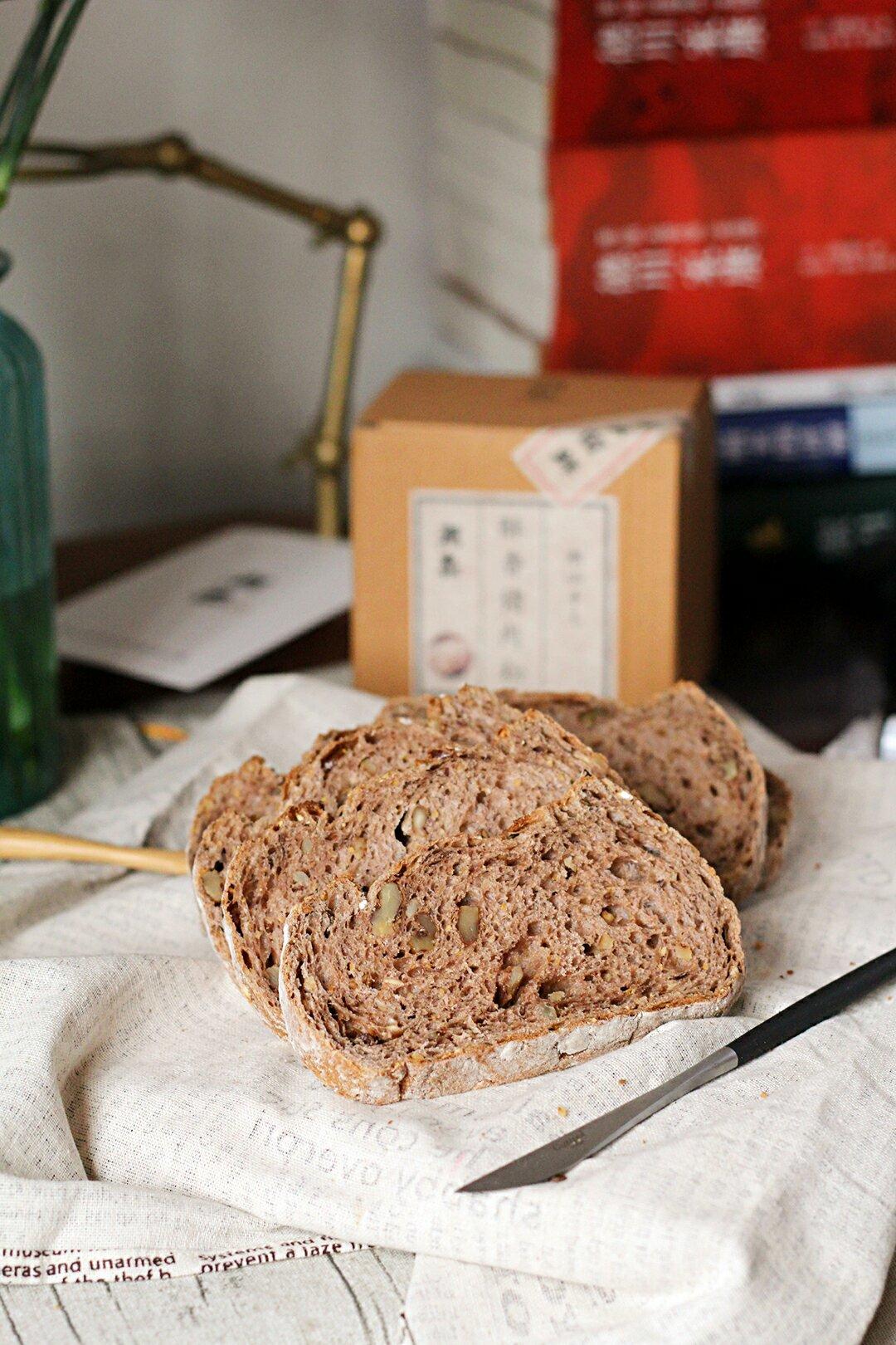 天然酵种紫薯核桃欧包