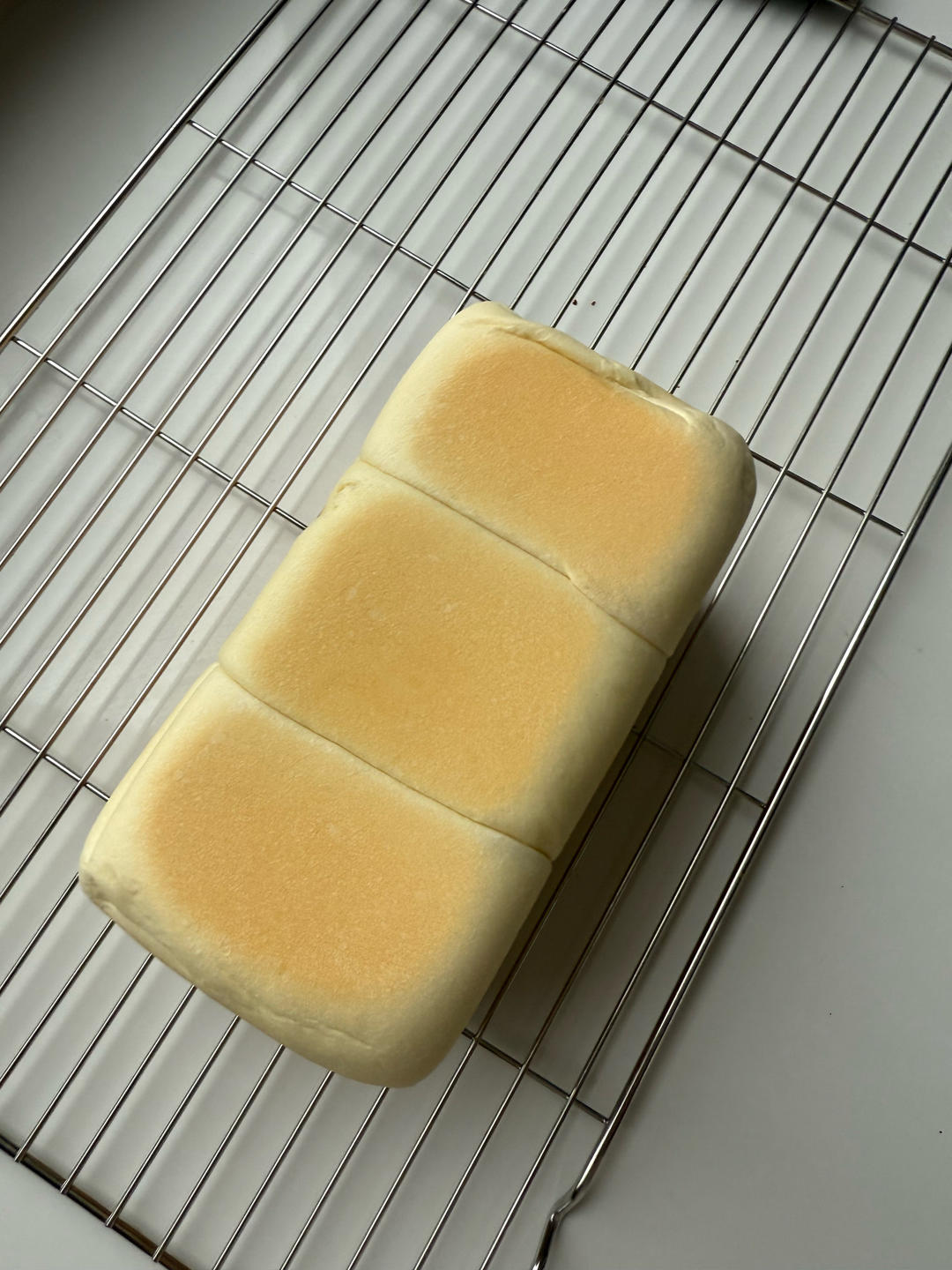 升级版奶香手撕吐司