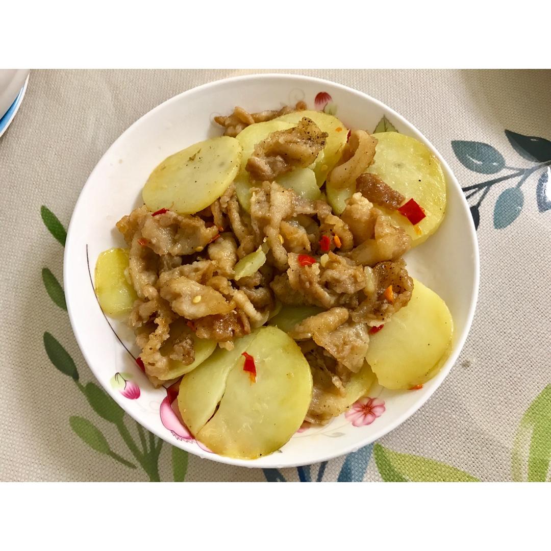 土豆片炒肉