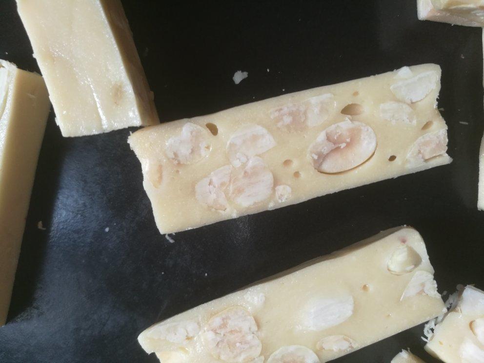 超详细TIPS—自制超美味牛轧糖（熬糖版），秒杀棉花糖版