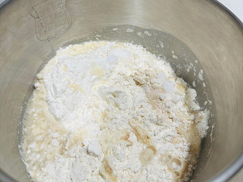 纯奶手撕吐司的做法 步骤1