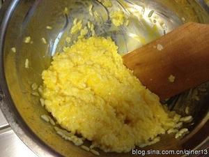 鸡蛋米饭煎饼的做法 步骤2
